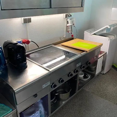 Big One Event Loft Gastro Kitchen, 200qm, Up To 6 Beds Dresda