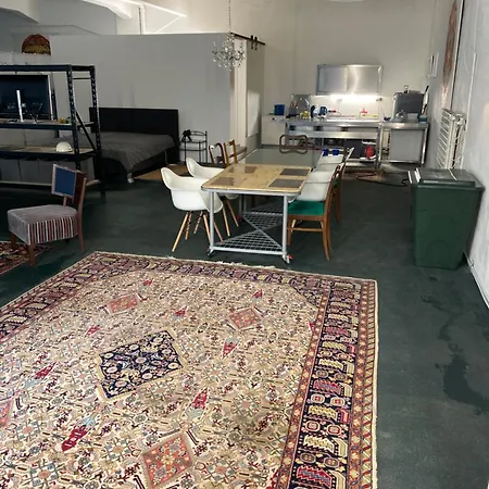 Apartment Big One Event Loft Gastro Kitchen, 200qm, Up To 8 Beds *